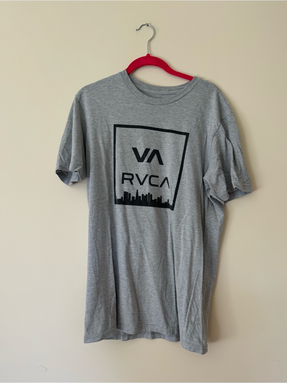 RVCA t  shirt